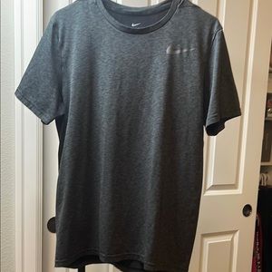 Nike Gray Short Sleeve Tee Classic Comfort